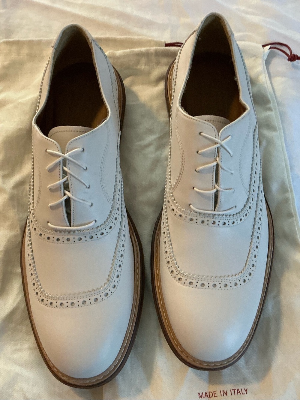 Salvatore Ferragamo White Leather Wingtip Oxfords